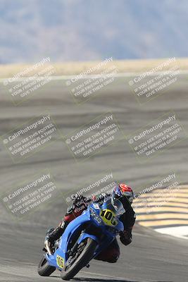 media/Oct-30-2025-Racers Edge (Thu) [[dabbdaf680]]/3-B Group/Session 2 (Bowl Exit)/